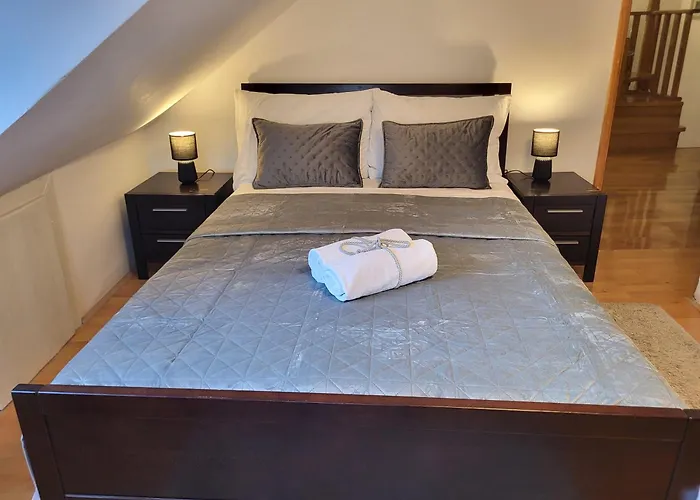Jimmy - Spacious 2-bedroom 公寓