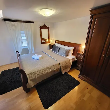 Jimmy - Spacious 2-bedroom Апартаменты