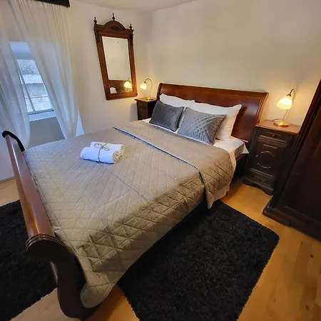 Jimmy - Spacious 2-bedroom