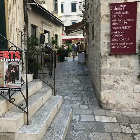 Jimmy - Spacious 2-bedroom Apartamento Dubrovnik