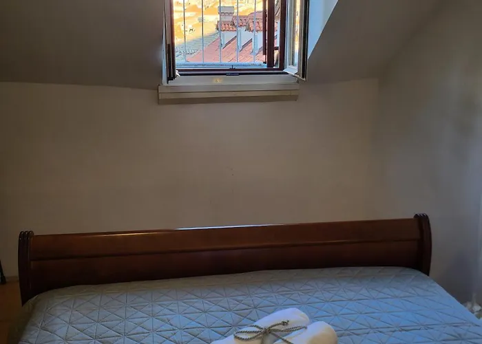 Jimmy - Spacious 2-bedroom