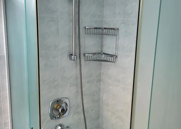 Jimmy - Spacious 2-bedroom Apartment Dubrovnik