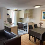 Apartment Jimmy - Spacious 2-bedroom *