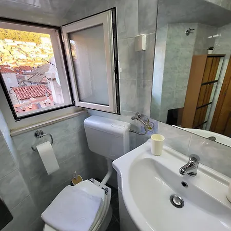 Apartment Jimmy - Spacious 2-bedroom