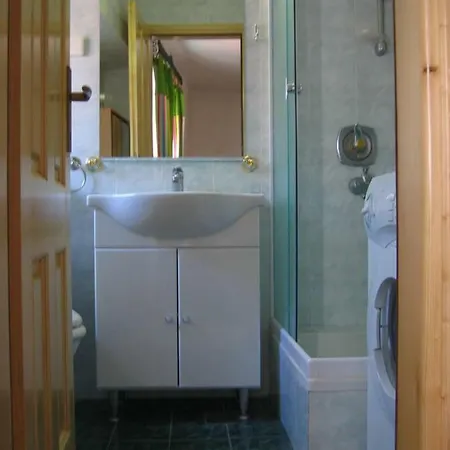 Jimmy - Spacious 2-bedroom * דוברובניק